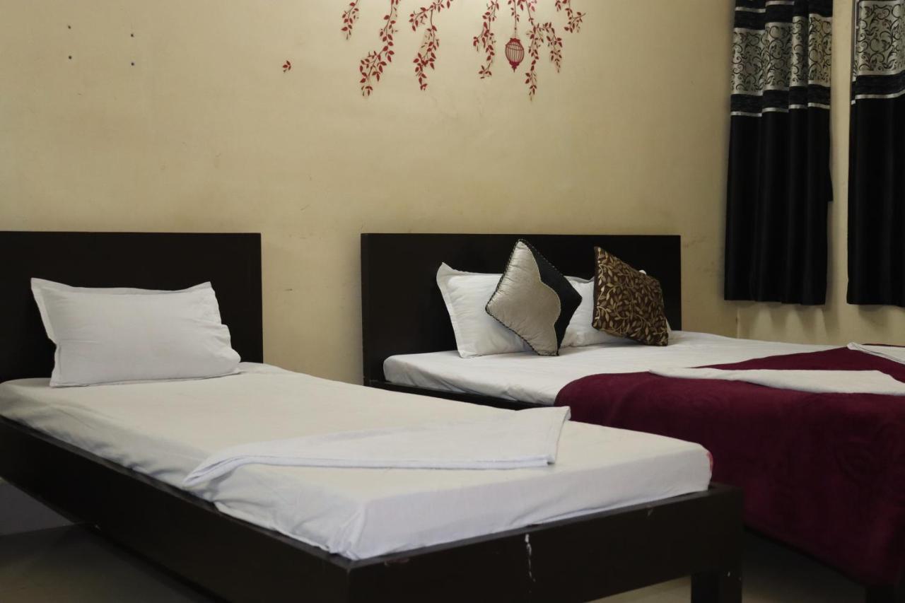 The Salvation Army Red Shield Guest House โกลกาตา ภายนอก รูปภาพ