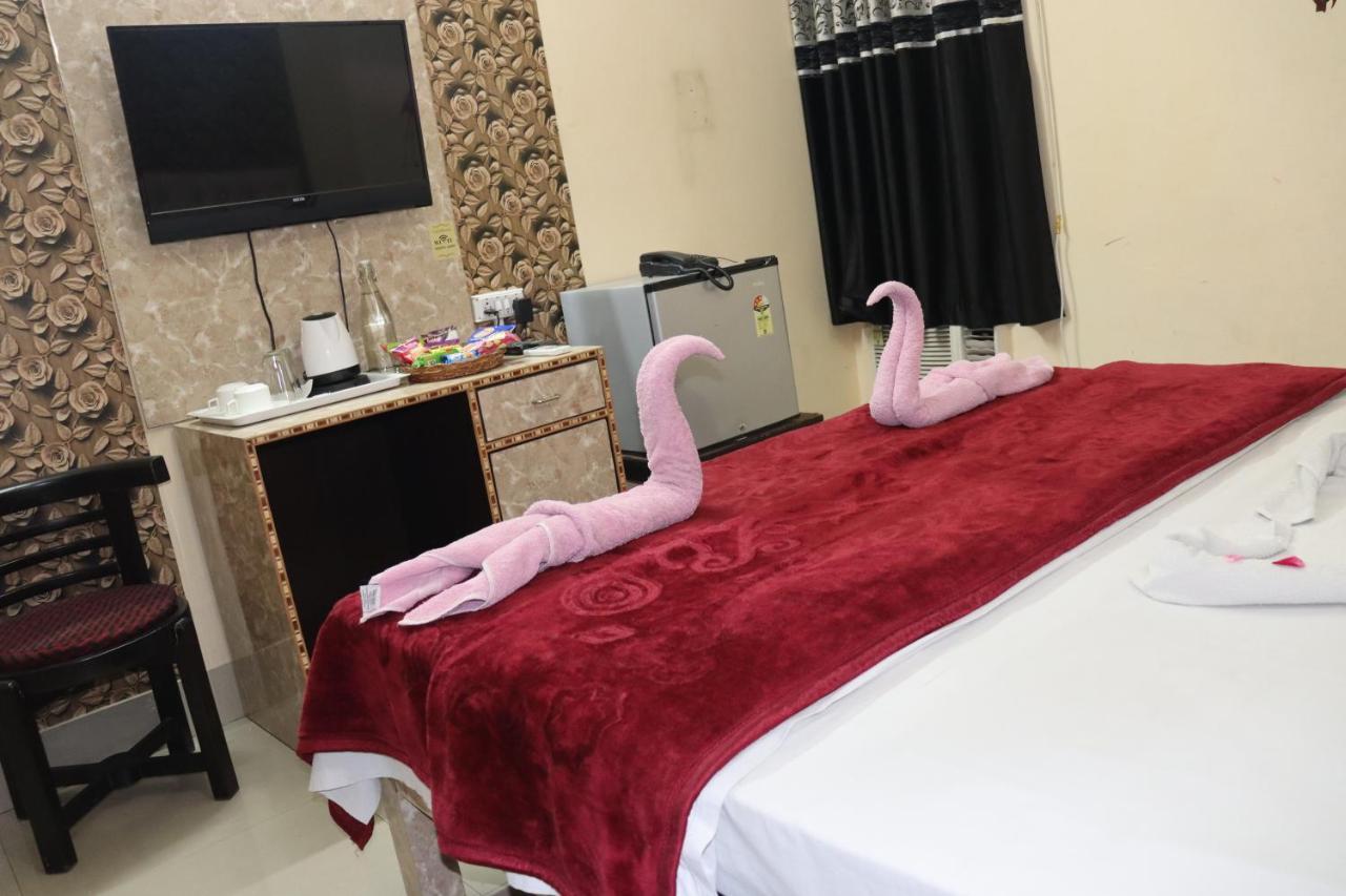 The Salvation Army Red Shield Guest House โกลกาตา ภายนอก รูปภาพ