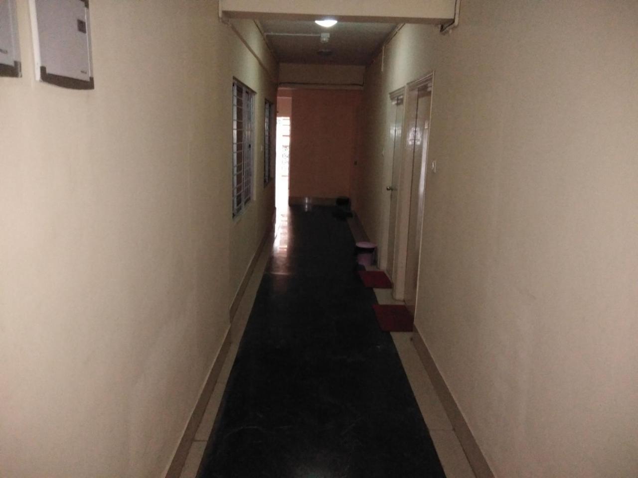 The Salvation Army Red Shield Guest House โกลกาตา ภายนอก รูปภาพ